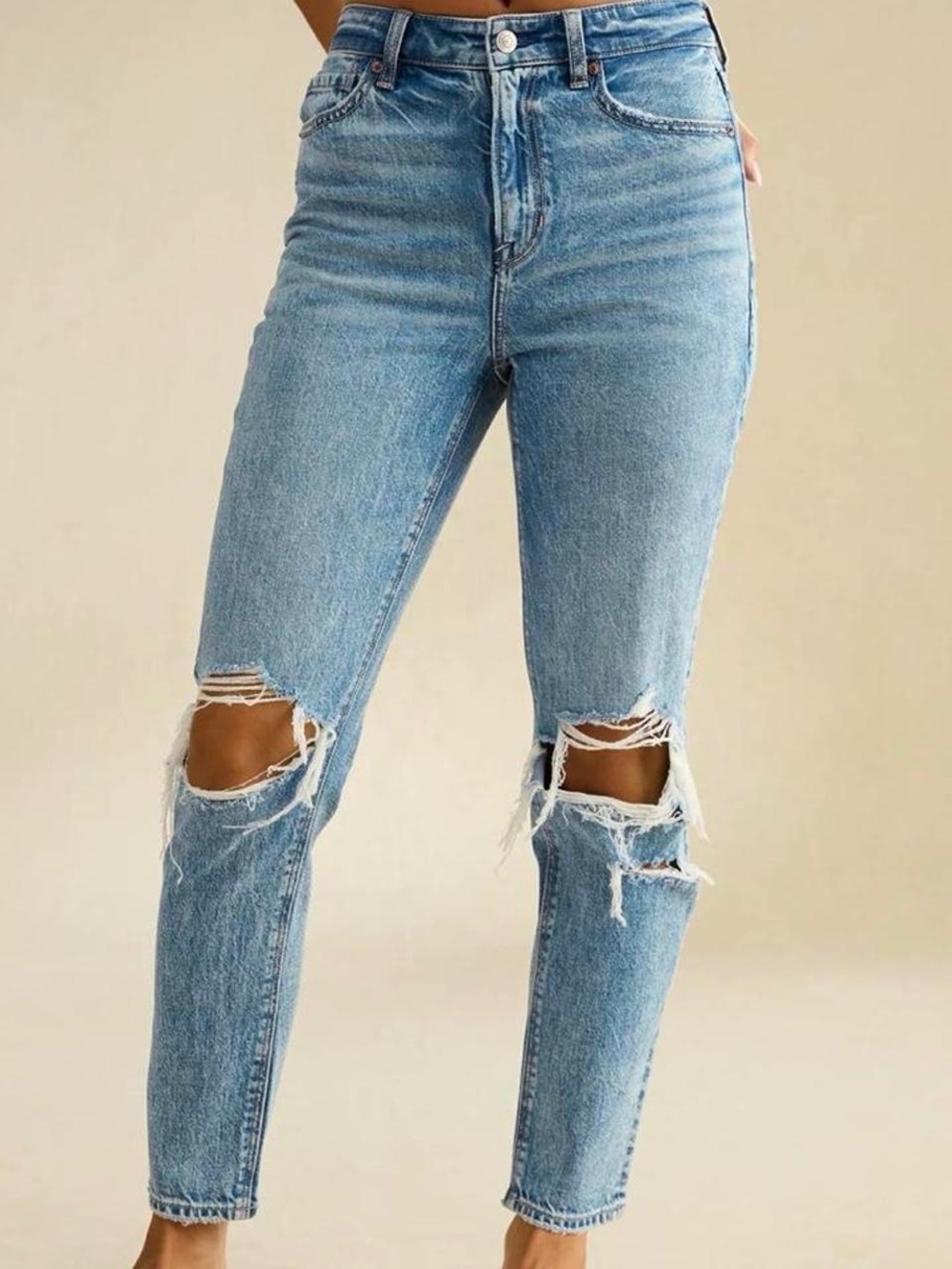AEO Distressed Curvy Mom Jeans | 4 Short
